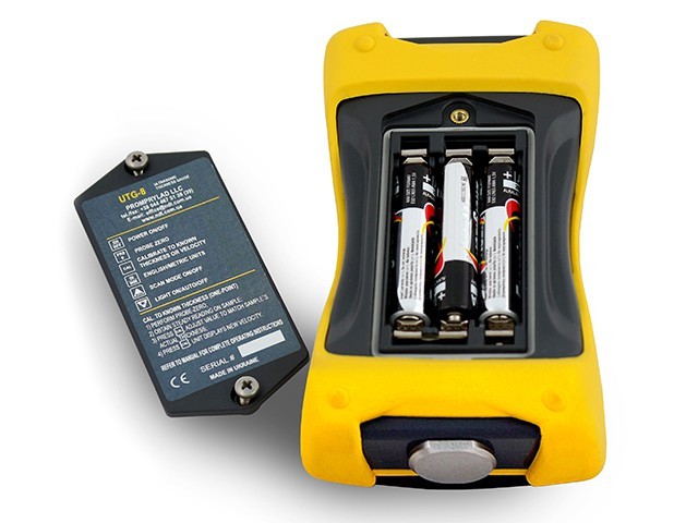 Ультразвуковой толщиномер UTG-8 с открытым аккумуляторным отсеком