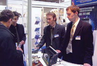 Специалисты OKOndt Group  представляют стенд  и  оборудование  компании  на Конференции  «Неразрушающий контроль  и  техническая  диагностика-2007», Киев