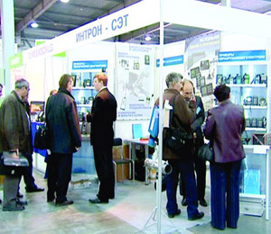 Стенд «Интрон-СЕТ» 9-й  Конференции-выставке, посвященной  вопросам  НК,  Киев,  2007 год